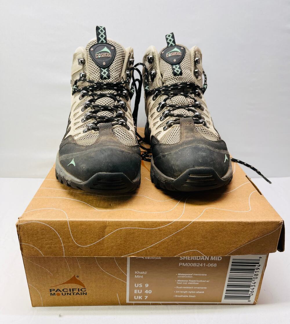 Pacific Mountain Emmons Waterproof Hiking Boots Women's Size 9 w/ Box